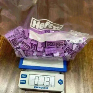 Lego Bag of miscellaneous lavender pieces